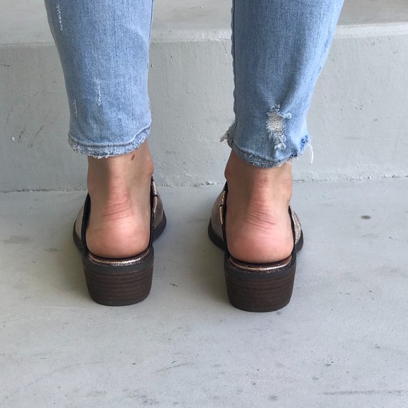 Moonstruck Rose Gold Rustic Mule Clog Block Heel - Picture 6 of 8